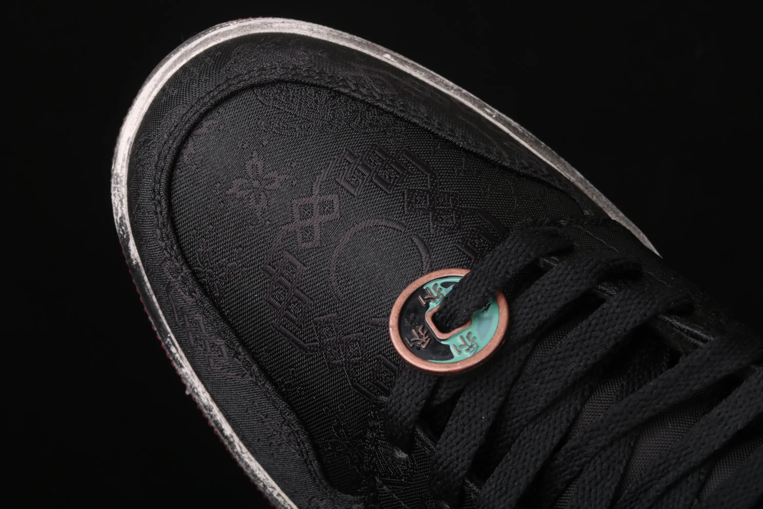 All categories Air Jordan Jordan series basketball shoes Air Jordan 1 Mid CLOT x Air Jordan 1 Mid "Fearless" AJ1 Joe 1 mid-top distressed black silk CU2804-002